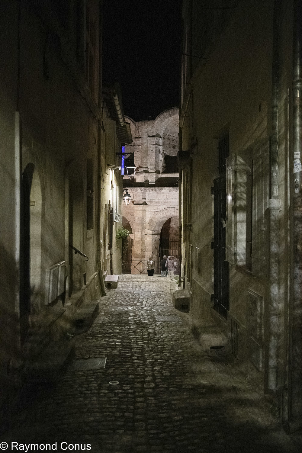 Arles la nuit (11)