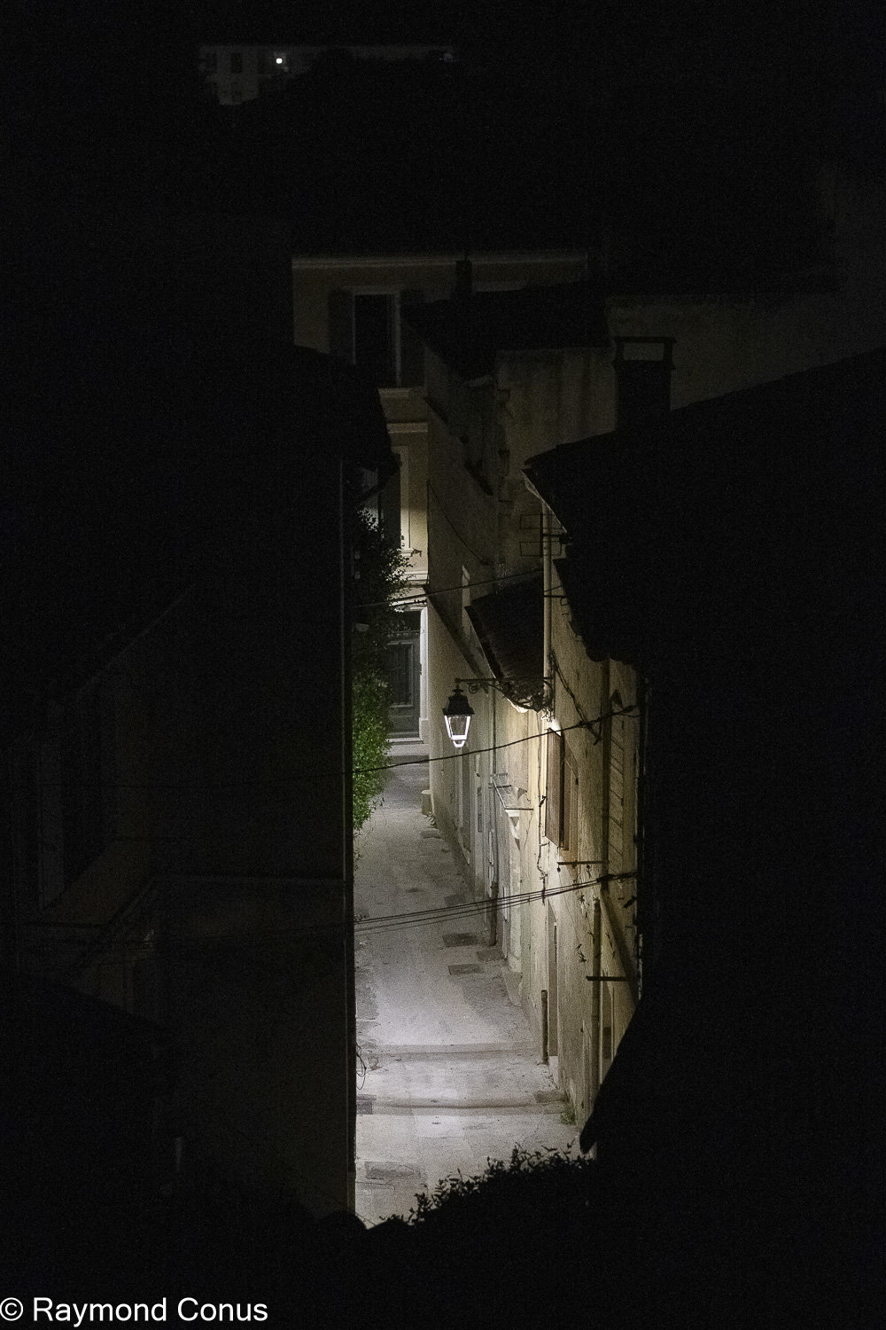 Arles la nuit (24)