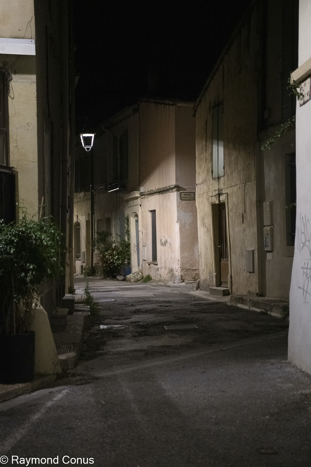 Arles la nuit (30)