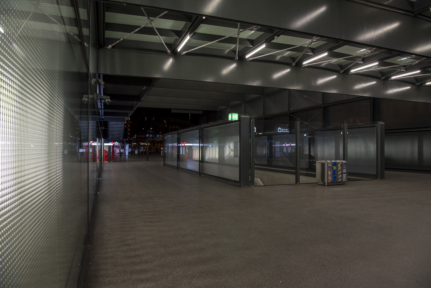 Genève-Eaux-Vives la nuit (12)