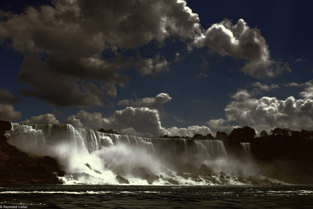 Niagara Falls at midnight (11)