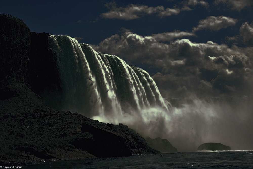Niagara Falls at midnight (16)