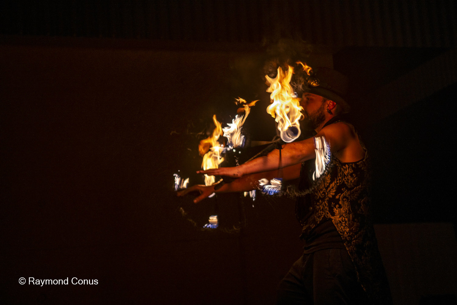 Spectacles de feu (103)