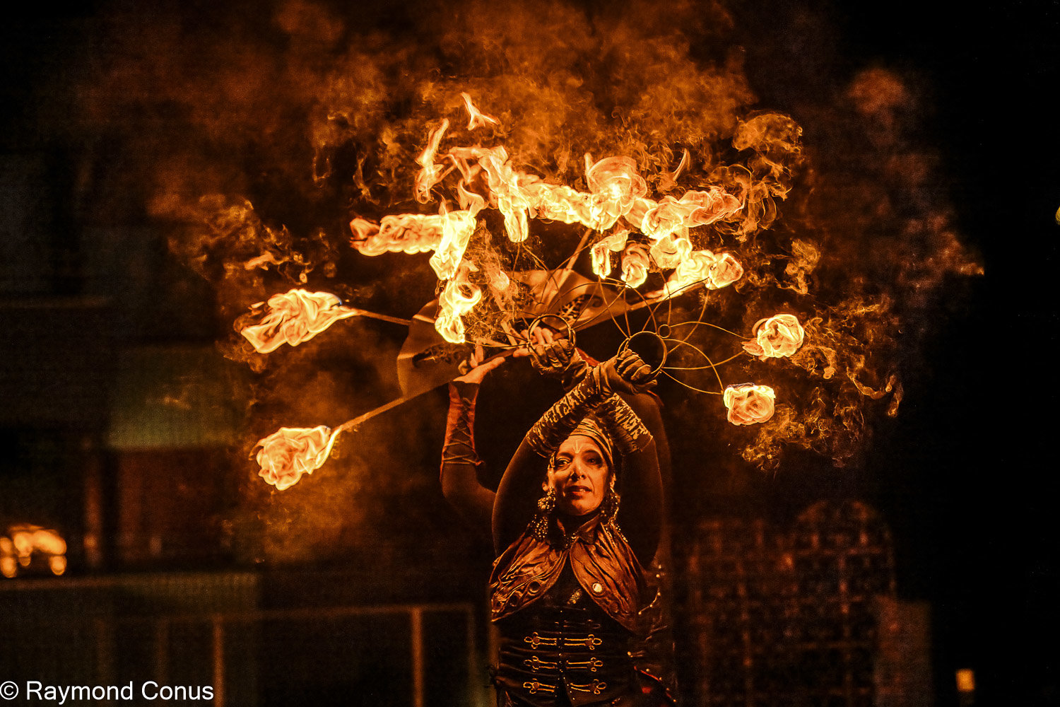 Spectacles de feu (144)