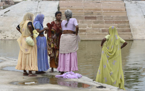 Ablutions in the sacred lake. Pushkar, Rajasthan - 2016