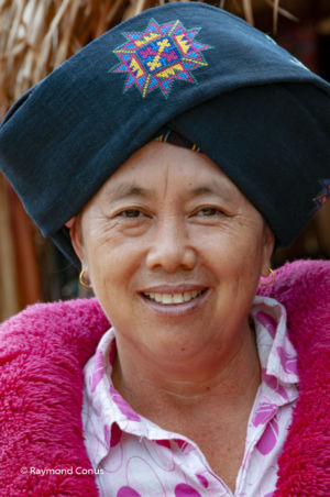 Femme Mong, près de Chiang Rai, Thaïlande, 2015