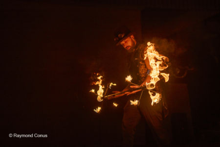 Spectacles de feu (101)
